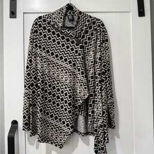 Bobeau Black and Cream Zigzag Cardigan
